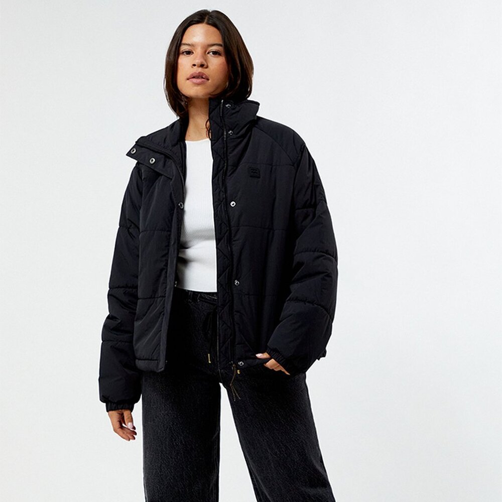 Billabong - High Route Puffer Jacket in Black